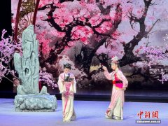 “同唱一台戏”2026第十届越剧春晚在绍兴举行